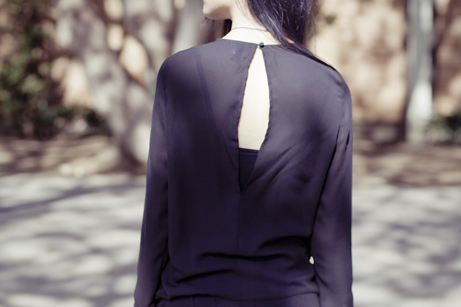 Outfit details: open back detail of my H&M black chiffon dress.