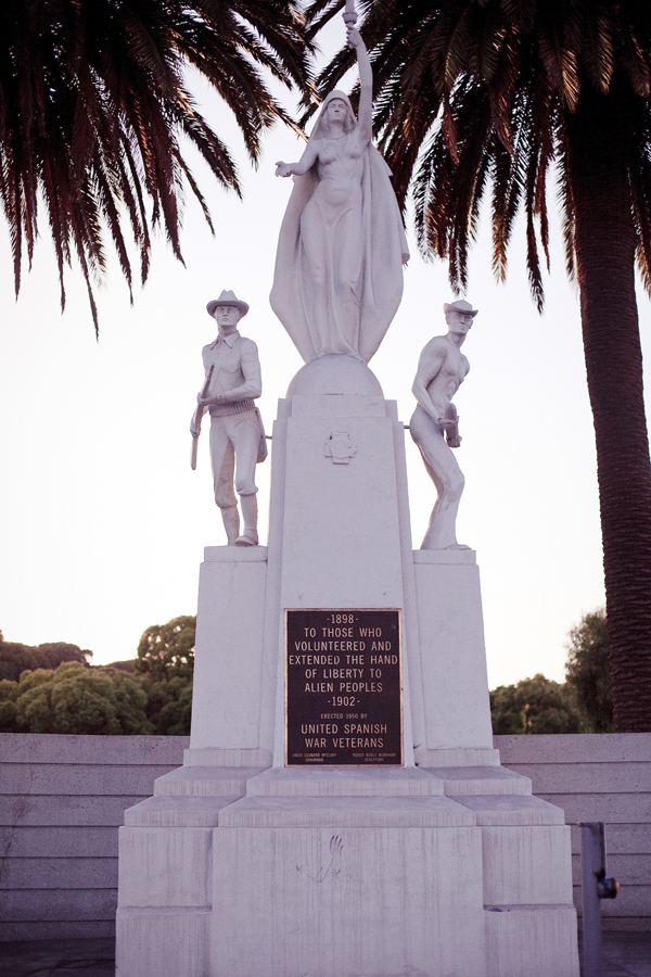 Statue at the Los Angeles National Cemetery.