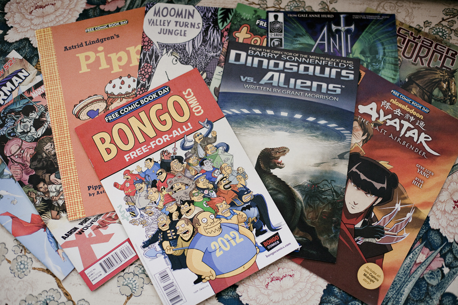 Free comics from Free Comic Book Day, May the Fourth. The Simpsons, Pippin, Dinosaurs & Aliens, Avatar The Last Airbender, Moomin Valley, Superman, X-Men.