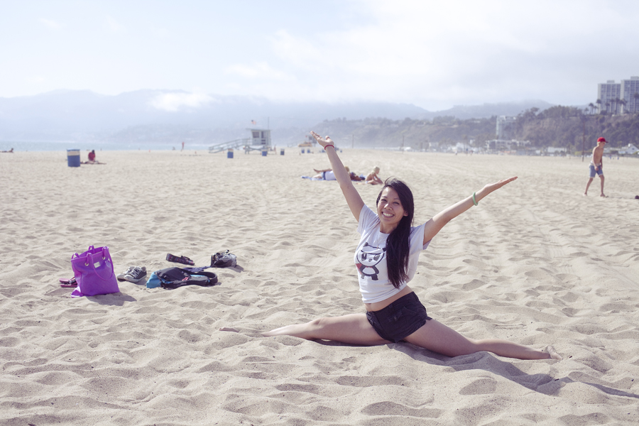 Lilli doing the splits at Santa Monica beach.