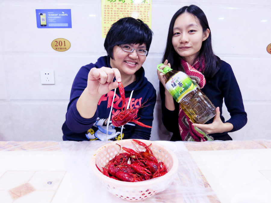 Puey and Ren and crayfish in Shanghai.