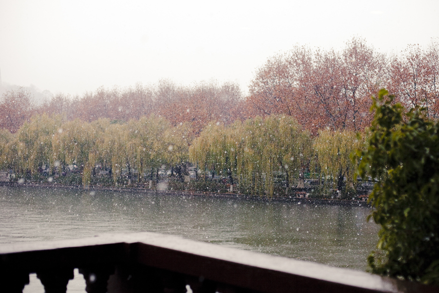First snow over West Lake, Hangzhou.