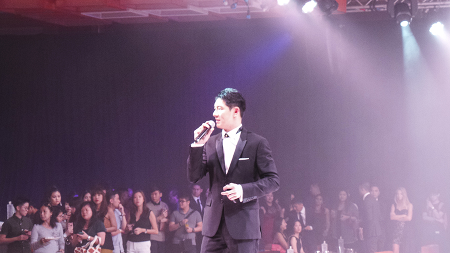 Benedict Goh hosting the FIDÃ© Couturista Fashion Party at Marina Bay Sands. Photo by Shasha.