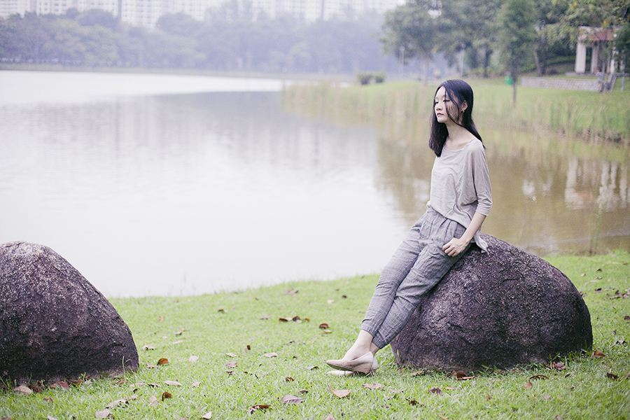 Neutral outfit details: Forever 21 neutral dolman sleeve top, Zara plaid asymmetry wool pants, Cotton On nude wedges. OOTD at a park in Singapore.