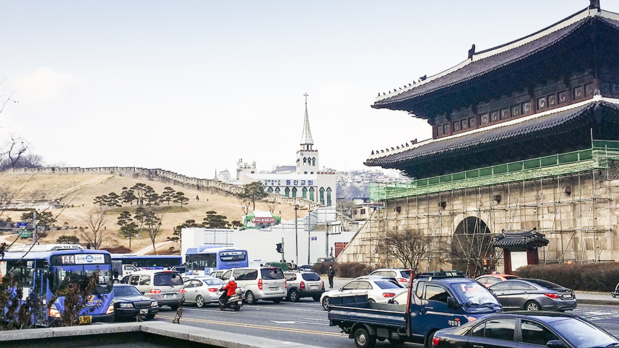 Historic architecture at Namdaemun, Seoul, South Korea.