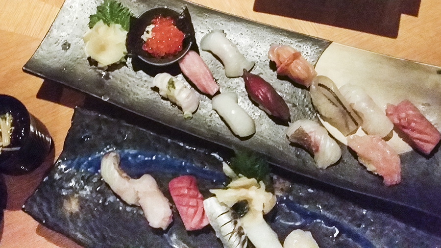Assorted sushi and Special Sushi platter at Momoyama, Lotte Hotel, Myeongdong, Seoul, Korea.