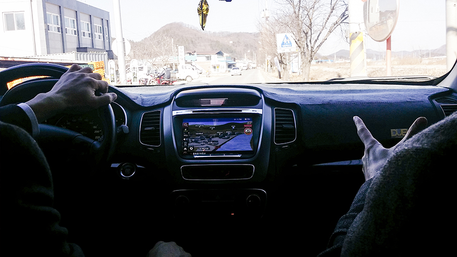 Cute graphics in GPS in Bobo-sem's car.