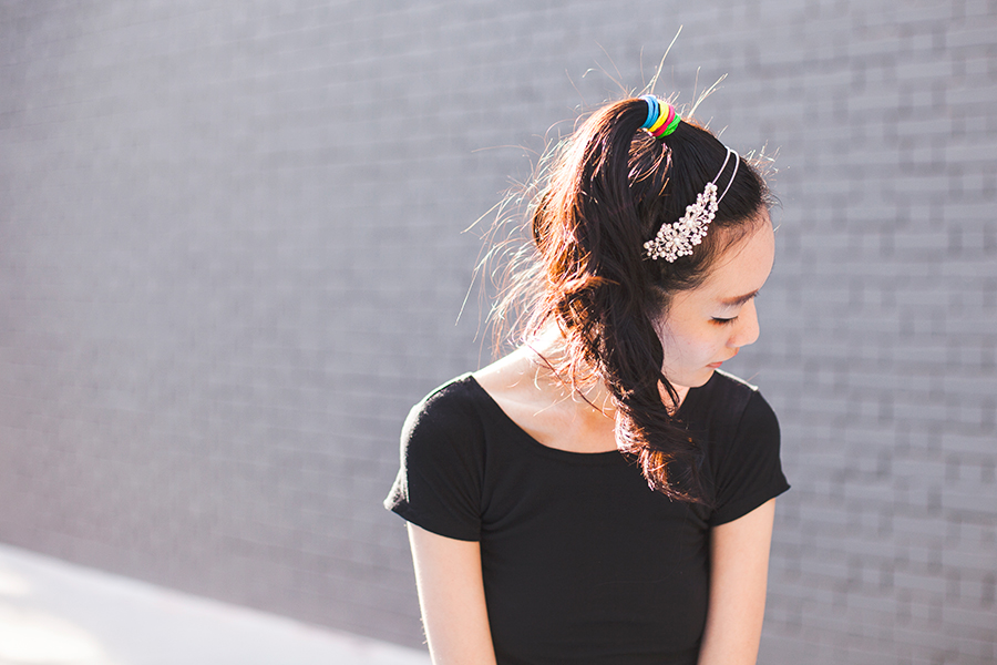 Styling an Irresistible Me Isis Headband.