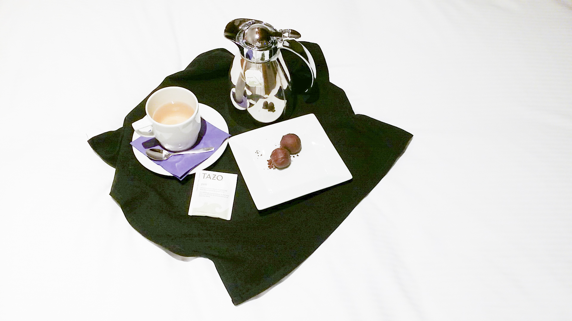 Chocolate and tea at the HoDo Hotel Donaldson, Minnesota USA.