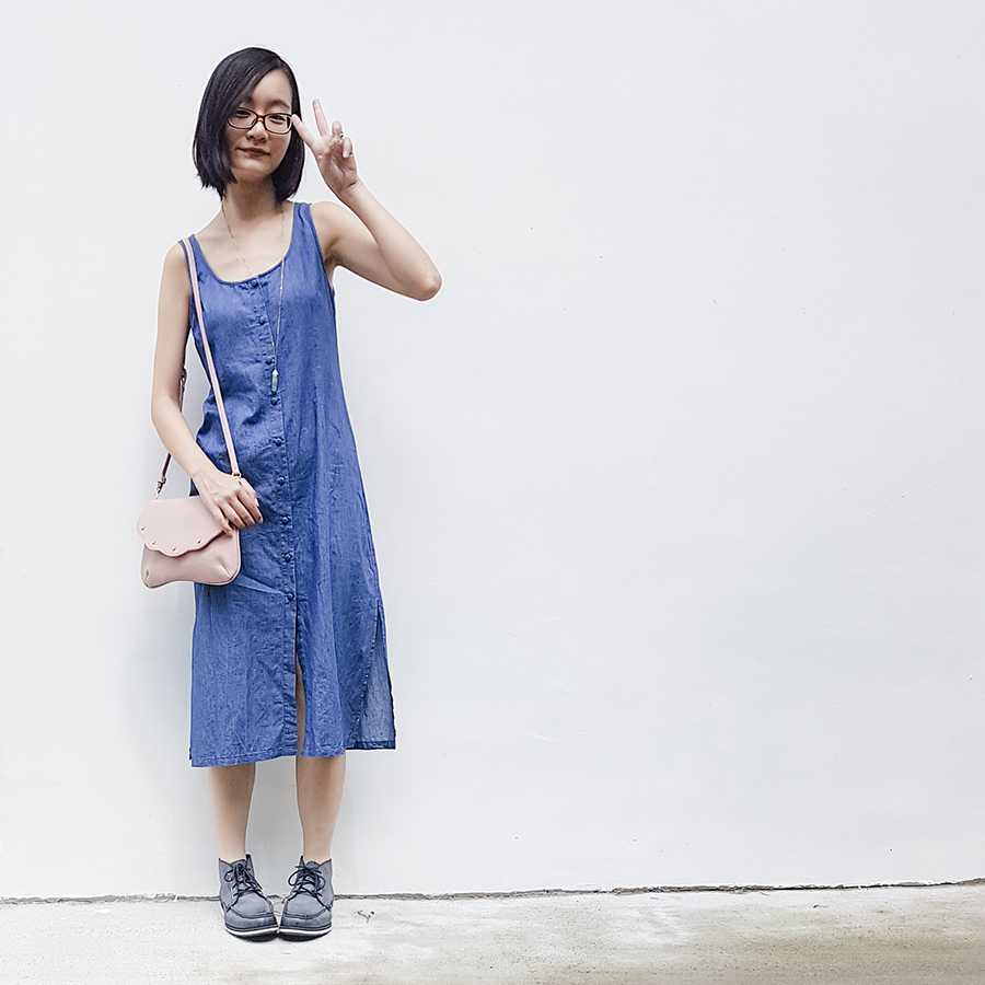 Day off outfit: Zalora denim dress, Velvet pink scallop handbag, Firmoo red glasses, Timberland blue boots.