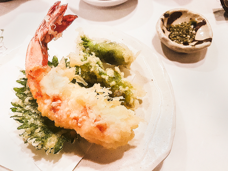 Shrimp tempura, shiso leaf, seasoned vegetable, and seasalt in Makoto Sushi.